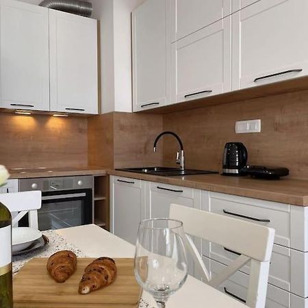 Zara Harmony Apartment Bagian luar foto