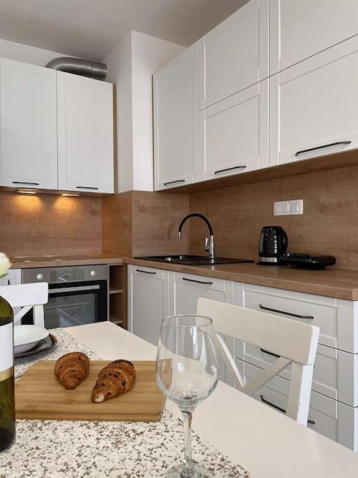 Zara Harmony Apartment Bagian luar foto